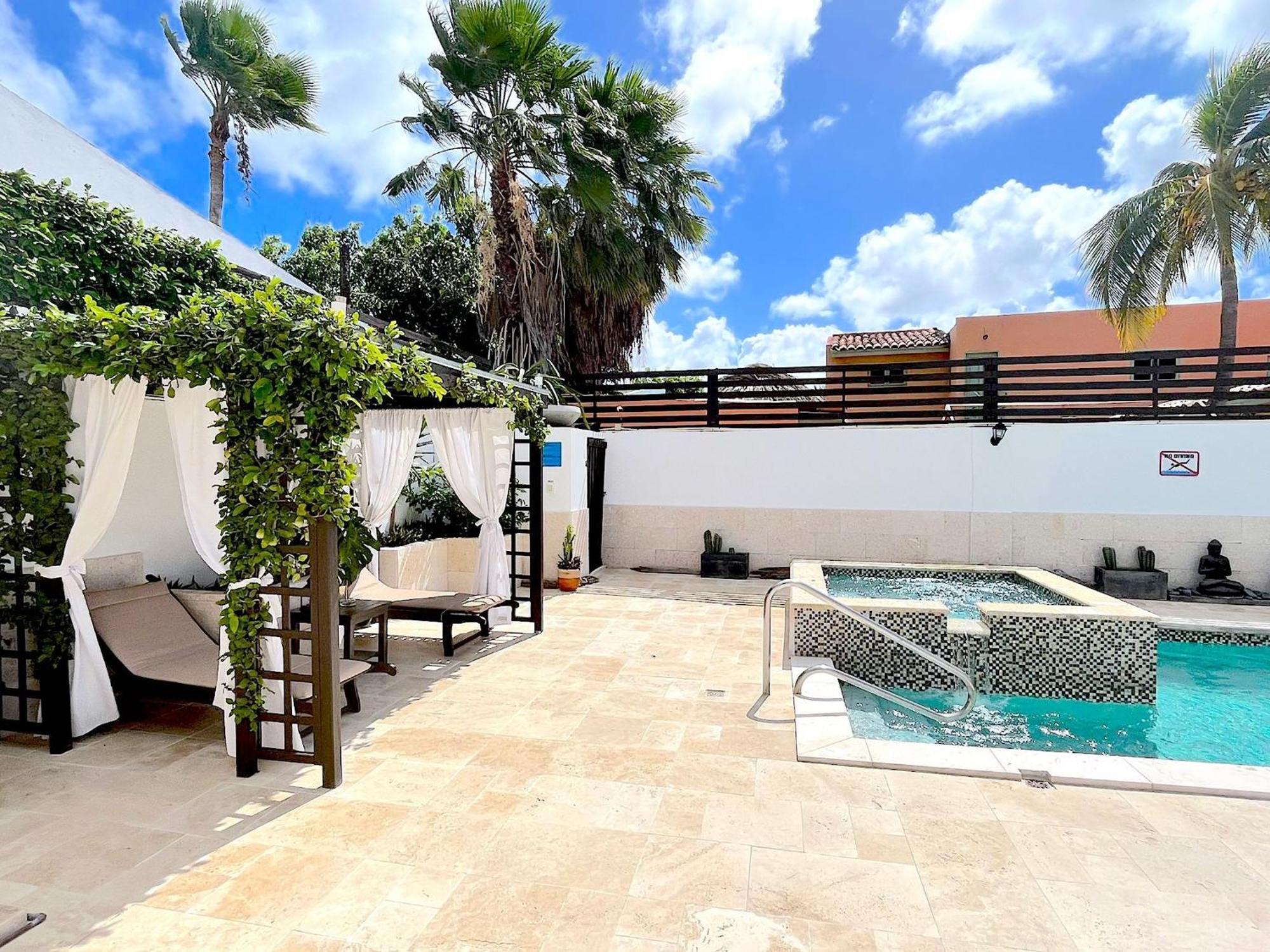 Aruba Lagunita Villa Palm Beach Buitenkant foto