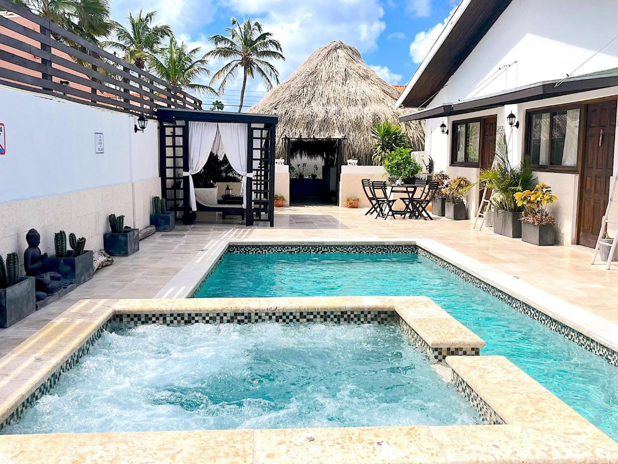 Aruba Lagunita Villa Palm Beach Buitenkant foto